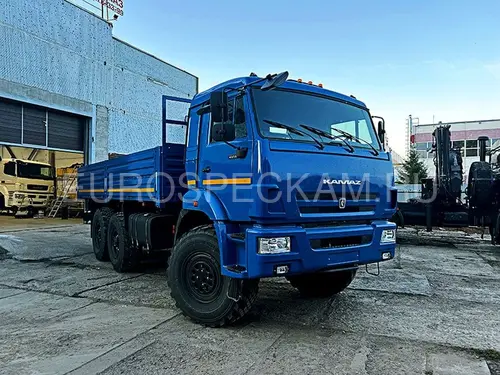 Бортовой автомобиль КАМАЗ 43118 тентованный